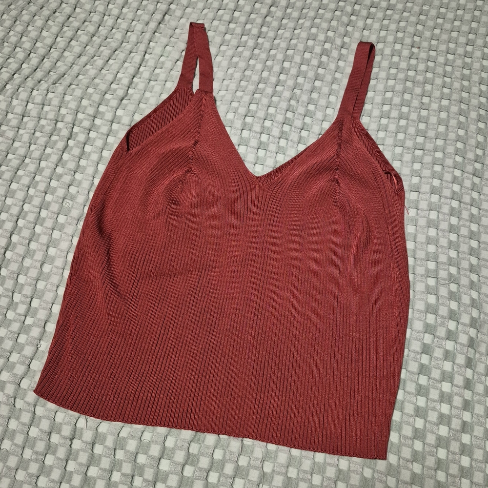 Pinque Red Ribbed Knit Tank Top